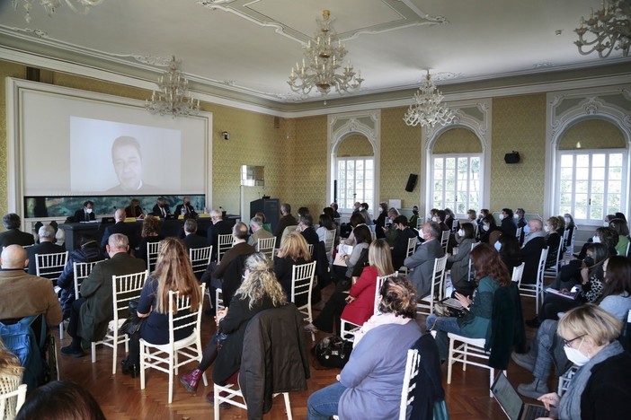 Liguria bene su giovani laureati, abbandono scolastico e connessione ma troppi edifici scolastici vetusti: il report di "Mappe della povertà educativa" Liguria bene su giovani laureati, abbandono scolastico e connessione ma troppi edifici scolastici vetusti: il report di "Mappe della povertà educativa"