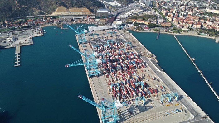 Guerra in Medio Oriente, al momento nessuna significativa conseguenza per i traffici marittimi