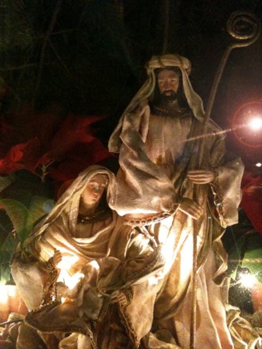 Il presepe di Paolo Giallombardo donato alla diocesi Il presepe di Paolo Giallombardo donato alla diocesi