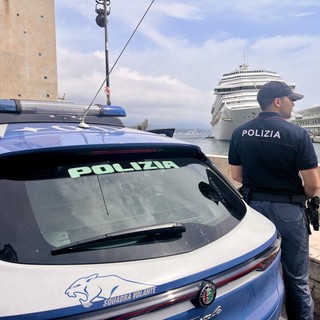 Ubriaco aveva con sè un coltello e un provvedimento del Questore non rispettato: denunciato