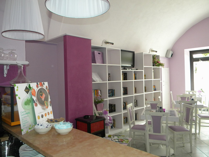 Le Café des artistes a Pietra Ligure