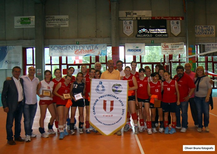Pallavolo Carcare: campione provinciale. Vince il campionato di terza categoria e la conseguente promozione in seconda