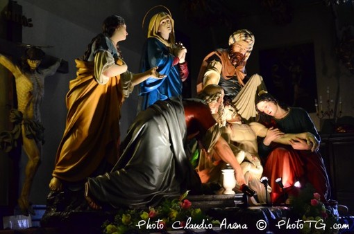 Savona nella processione del Venerdì Santo Savona nella processione del Venerdì Santo