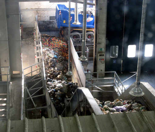 Il "persuasivo" pellegrinaggio da Cairo Montenotte al biodigestore di Pinerolo