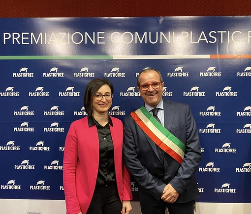 Plastic Free, il comune di Millesimo premiato a Milano (FOTO) Plastic Free, il comune di Millesimo premiato a Milano (FOTO)