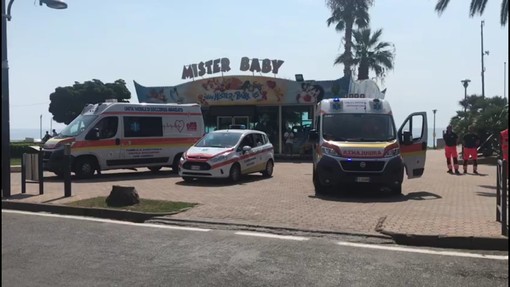 Pietra Soccorso: sirene spiegate in memoria delle vittime di Genova (VIDEO) Pietra Soccorso: sirene spiegate in memoria delle vittime di Genova (VIDEO)