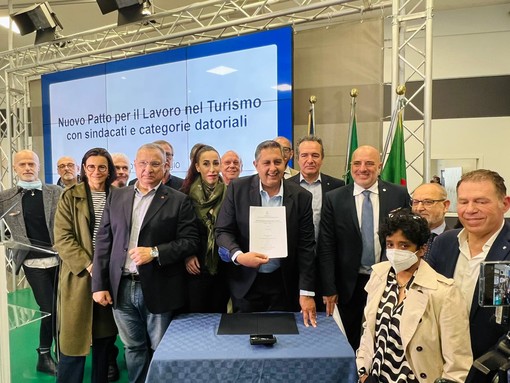 Turismo, al via bonus assunzionali: Regione Liguria ha firmato il nuovo patto per il lavoro con sindacati e categorie Turismo, al via bonus assunzionali: Regione Liguria ha firmato il nuovo patto per il lavoro con sindacati e categorie