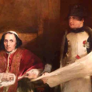 Gli abiti di Pio VII tornano a Savona: la Diocesi riceve il tesoro dei Frugoni
