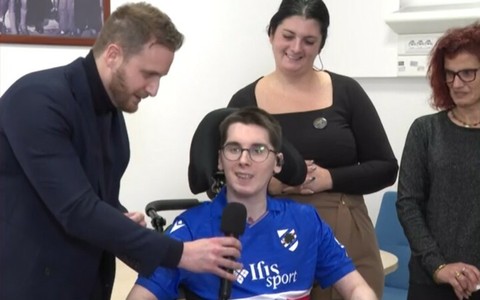 Divisi dal tifo, legati nella solidarietà: a Laigueglia i club di Genoa e Samp insieme "Uniti per Paolo" con una pesca di beneficenza