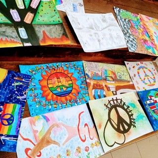 Concorso Lions International "Un poster per la pace": premiati gli studenti della scuola media di Noli e Spotorno