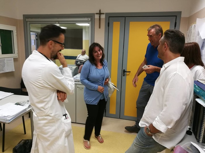Pietra Ligure, Viale e Ardenti in visita al Pronto Soccorso del Santa Corona (FOTO) Pietra Ligure, Viale e Ardenti in visita al Pronto Soccorso del Santa Corona (FOTO)
