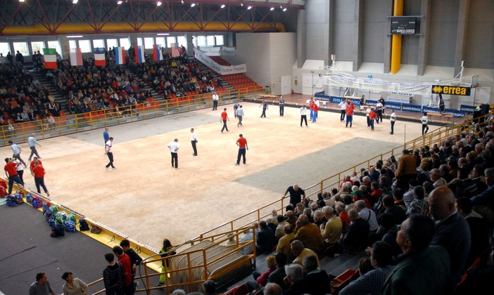 Le finali della Coppa Europea di bocce al Palaravizza di Alassio
