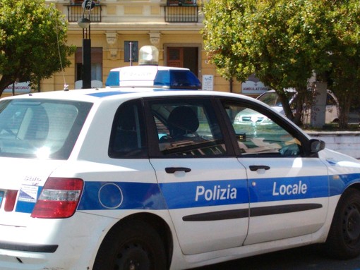 Polizia locale Cairo: sarà ripristinato in estate il servizio serale Polizia locale Cairo: sarà ripristinato in estate il servizio serale