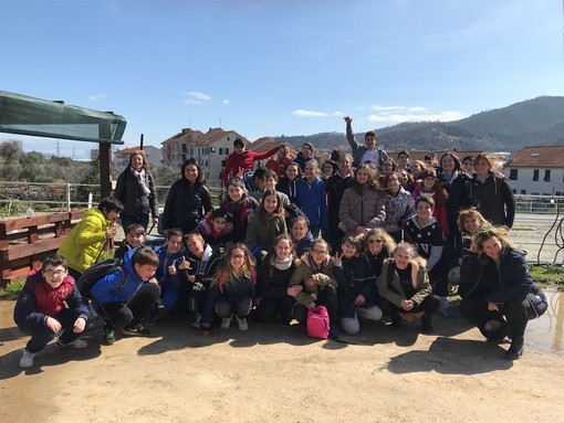 Decolla dalla Valle di Vado il progetto educativo "Crescere Insieme" Decolla dalla Valle di Vado il progetto educativo "Crescere Insieme"