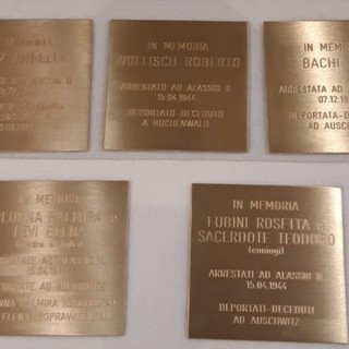Alassio, cinque nuove "Pietre della Memoria" per non dimenticare gli orrori della Shoah Alassio, cinque nuove "Pietre della Memoria" per non dimenticare gli orrori della Shoah