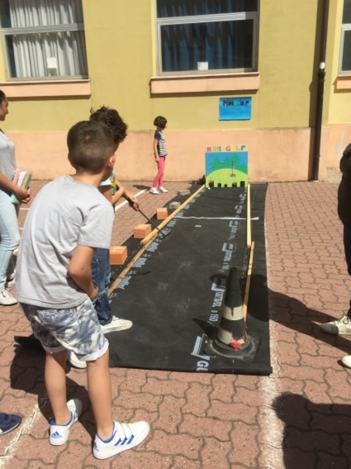 Albenga, "Paccini senza Frontiere": un pomeriggio all'insegna del divertimento per bambini, genitori e docenti della scuola primaria