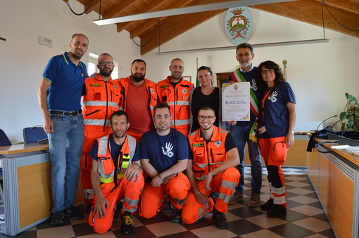 Pietra Ligure, consegnato un riconoscimento al team di 'Pietra Soccorso' (FOTO)