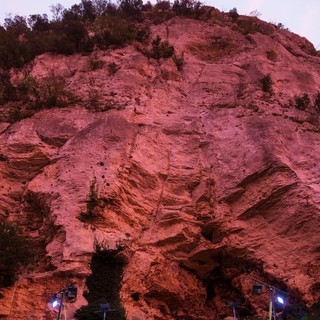 Una serata di "Canzoni da Oscar" al Grottone di Monte Cucco di Orco Feglino con la Piccola Accademia dell'Arte