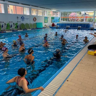 Alla piscina di Alassio due giornate con Rossella Pisano per sperimentare il metodo “Corpoacqueo”