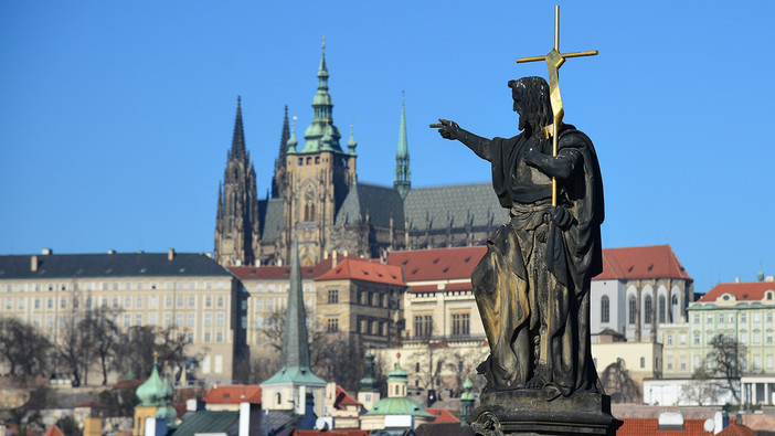 Praga, capitale delle spie nella nuova guerra fredda