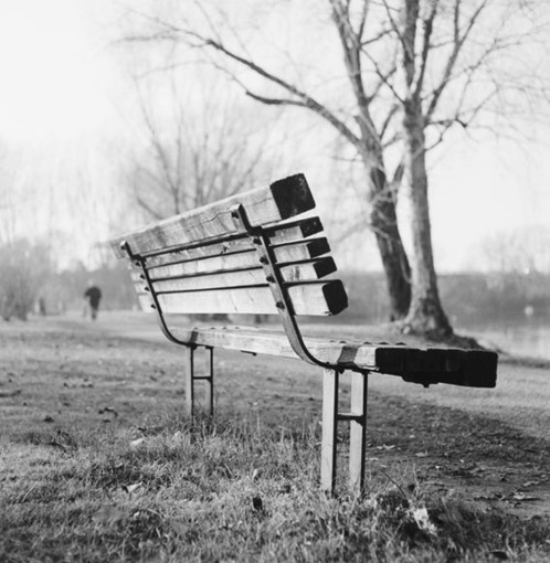 Cairo Montenotte: operaio comunale trovato morto su una panchina