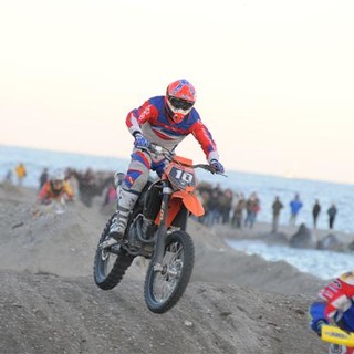 Albisola: tutto pronto per il campionato invernale di nuoto su spiaggia