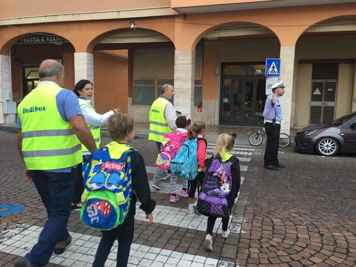 A Loano riparte il Pedibus: ecco le modalità per iscriversi A Loano riparte il Pedibus: ecco le modalità per iscriversi