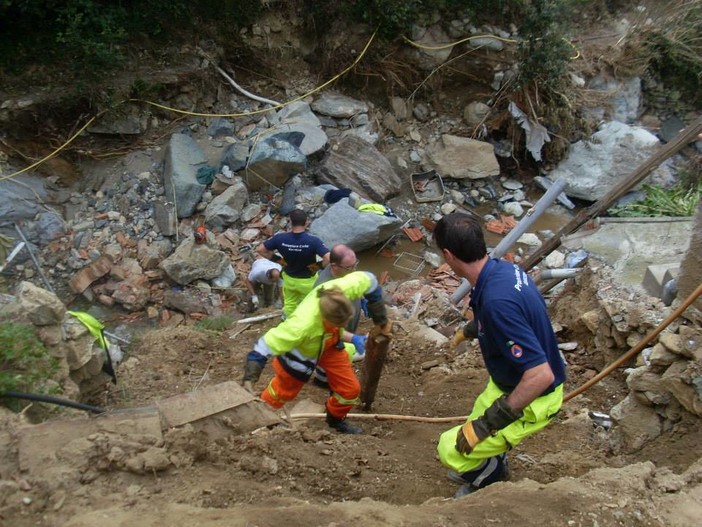 La Protezione Civile di Varazze ha una nuova sede, ma servono più fondi La Protezione Civile di Varazze ha una nuova sede, ma servono più fondi