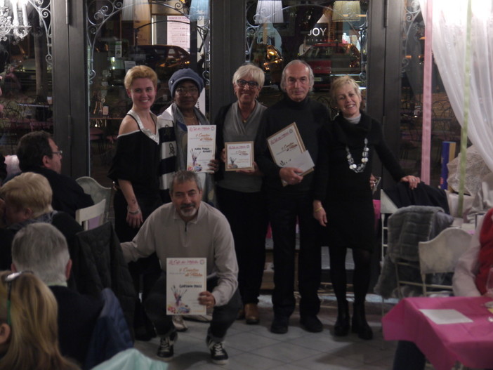 "Animali, amici dell'anima", al Cafè des artistes vince "Cavallo in corsa"