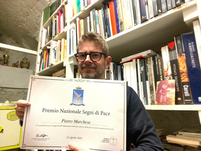 Premio “Segni di Pace” al prof. Pietro Marchese “Per l’impegno artistico nella promozione della cultura della pace”