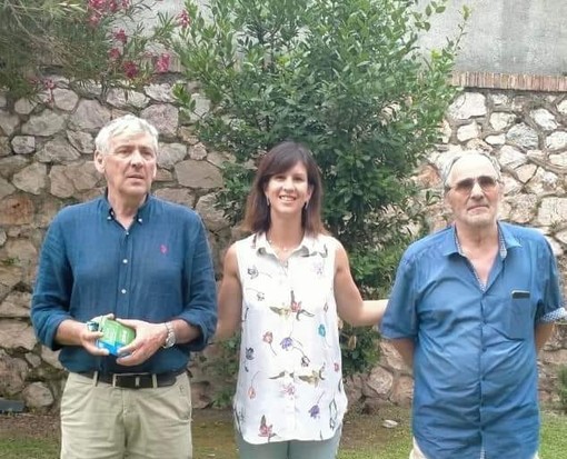 Pietra, è sempre grande il cuore del gruppo "Pulp in Valmaremola": consegnati buoni pasto per 500 euro ai servizi sociali