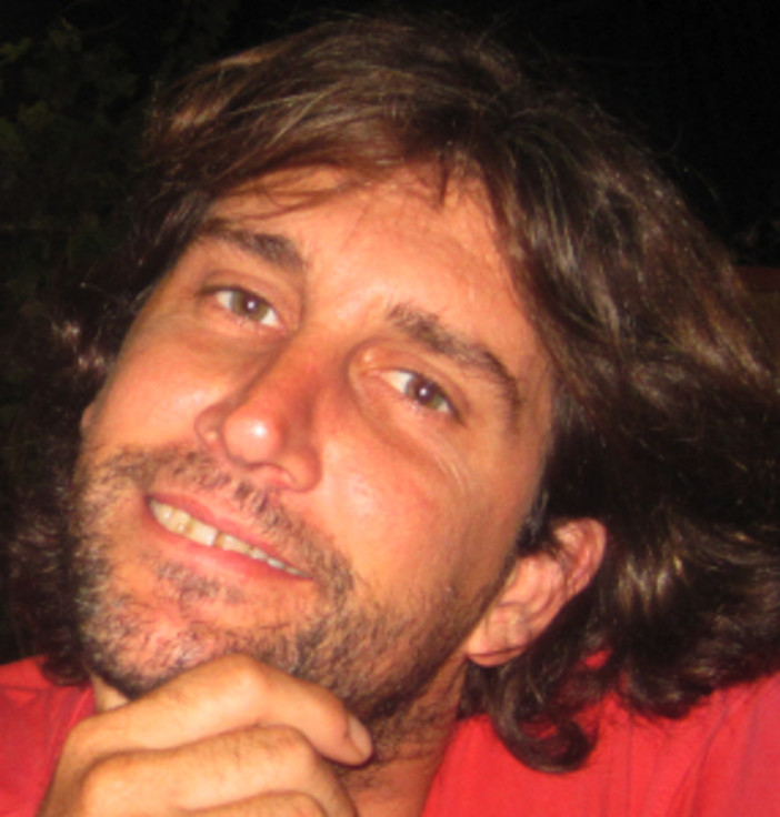 Sinistra Unita per Loano, Paolo Tosi (candidato sindaco): una casa agli scontenti del PD Sinistra Unita per Loano, Paolo Tosi (candidato sindaco): una casa agli scontenti del PD