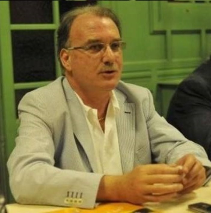 Secondo appuntamento con gli autori a Tovo: Pier Paolo Cervone presenta "I segreti di Caviglia" Secondo appuntamento con gli autori a Tovo: Pier Paolo Cervone presenta "I segreti di Caviglia"