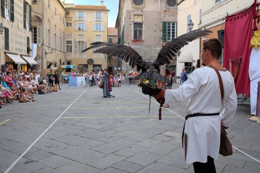 Un sabato spettacolare al Palio dei Rioni di Albenga: la FOTOGALLERY
