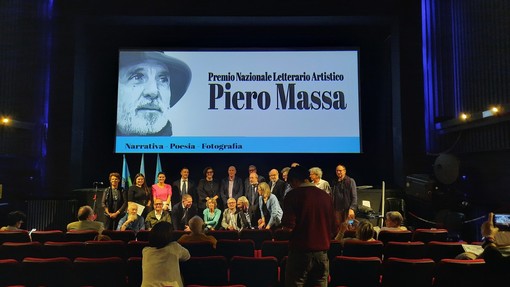 Premio nazionale letterario artistico "Piero Massa": premiati i vincitori (FOTO) Premio nazionale letterario artistico "Piero Massa": premiati i vincitori (FOTO)