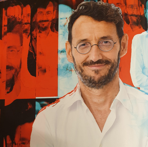 Pietra Ligure, Luca Josi presenta il suo libro "Il lustro del lusto. Distant book"