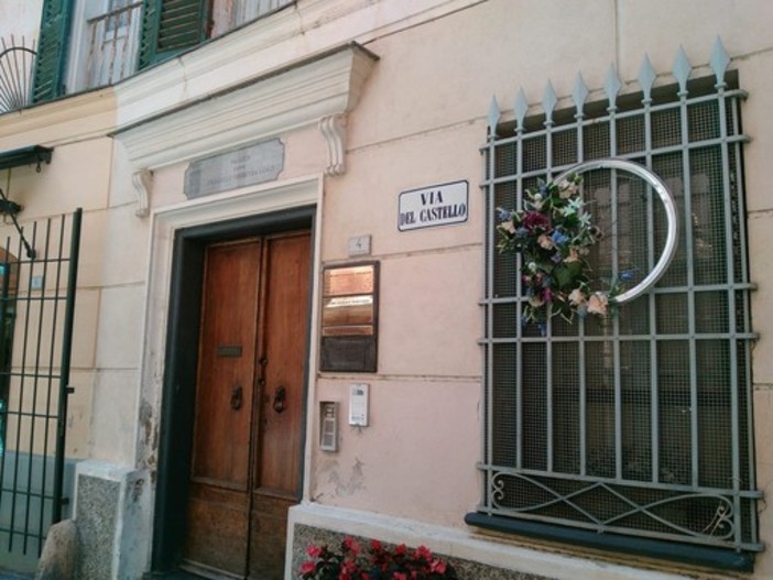 Pietra Ligure, via del Castello: sede della Premium Consulting Srl Pietra Ligure, via del Castello: sede della Premium Consulting Srl