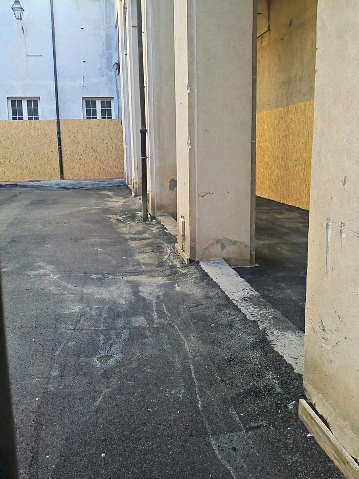 Riapre il Passaggio di Palazzo Santa Chiara tra le lamentele circa la qualità dei lavori