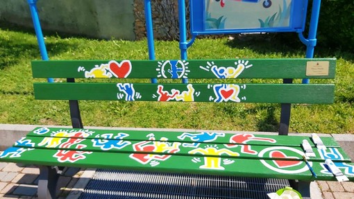 Ceriale inaugura le "Panchine d’autore" a Peagna