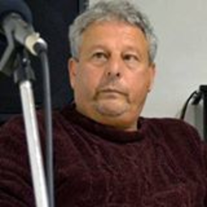 Lo scrittore Pupi Bracali venerdì sera a Tovo S. Giacomo Lo scrittore Pupi Bracali venerdì sera a Tovo S. Giacomo
