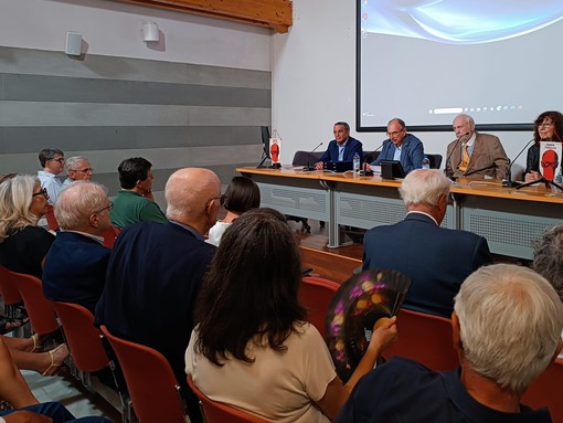 Alassio, martedì 25 agosto “Serata sotto le stelle” con i Premi Estate 2026 del Centro Pannunzio