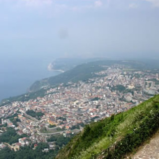 Gerolamo risponde stizzito alla polemica sulla partecipazione alla Festa della Varia a Palmi