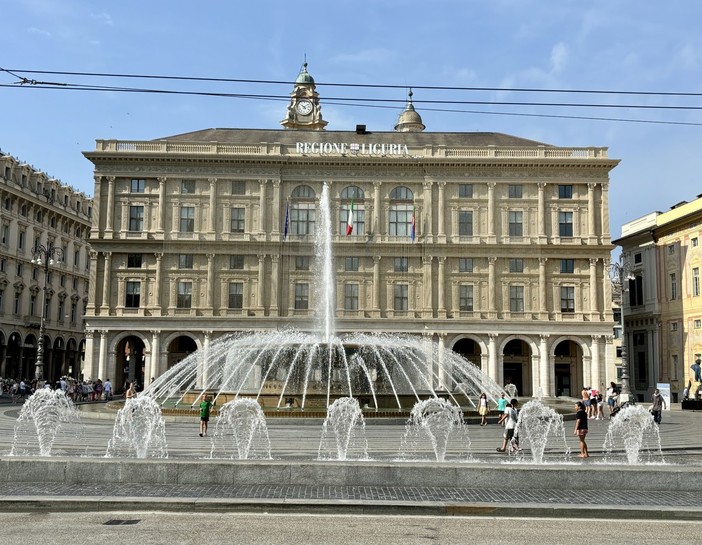 ‘Pagelle’ dei dirigenti, dopo le dimissioni di Falduto il Pd pronto a rivolgersi alla Procura: “Bucci allergico alle regole, scandaloso” ‘Pagelle’ dei dirigenti, dopo le dimissioni di Falduto il Pd pronto a rivolgersi alla Procura: “Bucci allergico alle regole, scandaloso”
