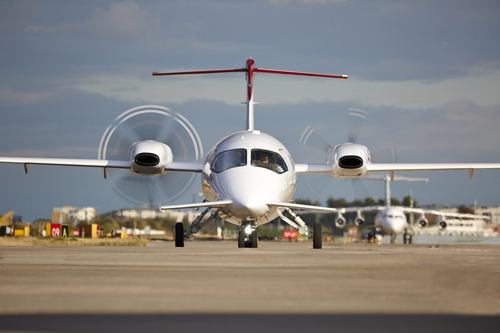 Piaggio Aerospace, il Mise annuncia l'acquisto di sei nuovi P180