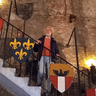 Da Mazzini a Sbarbaro e Barile, da Berruti a Manzino: Pino Petruzzelli e la sua squadra a Savona per scoprire la Torre del Brandale
