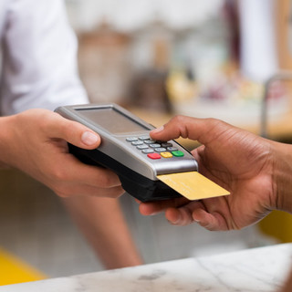 Con la scusa del bancomat che non funziona scroccano cene al ristorante tra Sanremo, Imperia e Savona: denunciata una coppia Con la scusa del bancomat che non funziona scroccano cene al ristorante tra Sanremo, Imperia e Savona: denunciata una coppia