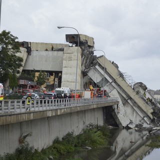 Crollo Ponte Morandi: l'elenco ufficiale delle prime vittime