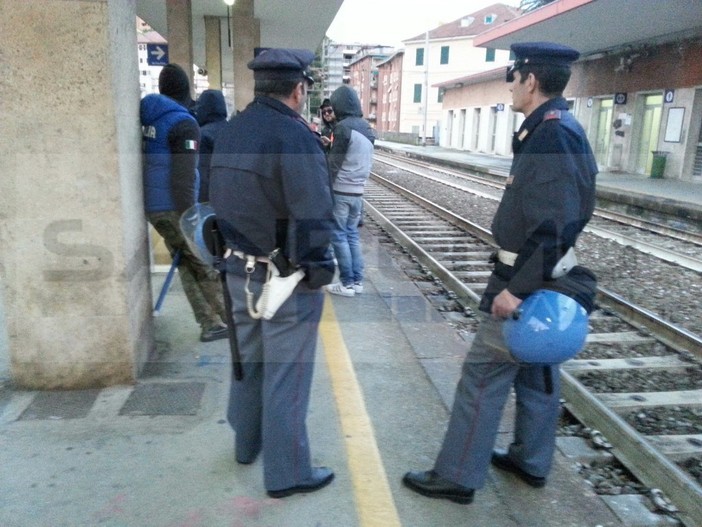La polizia ferroviaria intensifica i controlli sui treni in occasione delle festività
