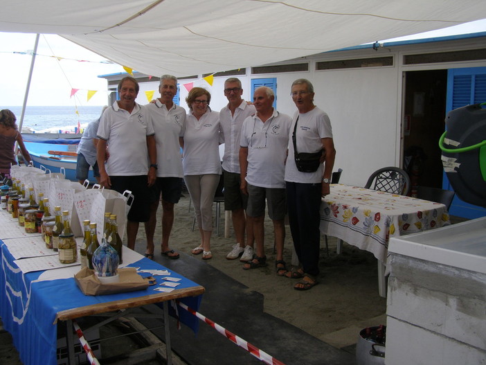 Celle: il sindaco Caterina Mordeglia ringrazia il locale Sporting Club