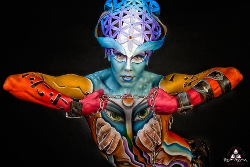 A Varazze il primo concorso di body painting d'arte italiano A Varazze il primo concorso di body painting d'arte italiano